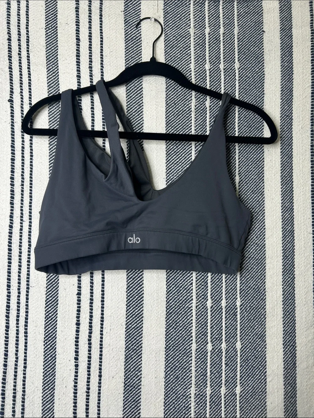 ALO Yoga Peak Asymmetrical Cutout Sports Bra